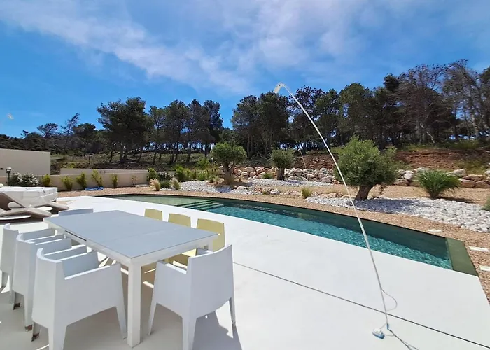 Дом отдыха Casa Bianca - D'architecte Avec Piscine