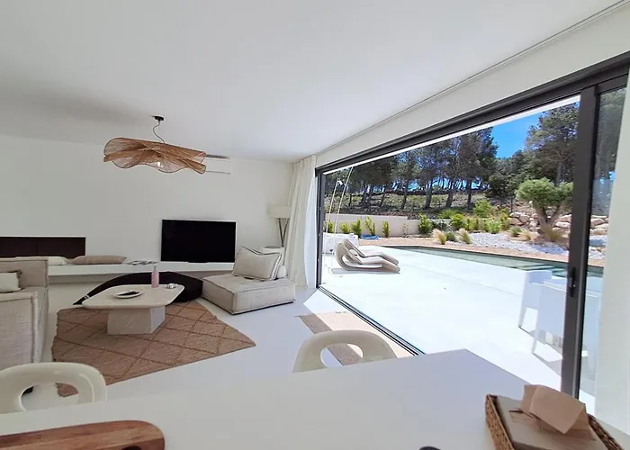 Casa Bianca - D'architecte Avec Piscine Дом отдыха *