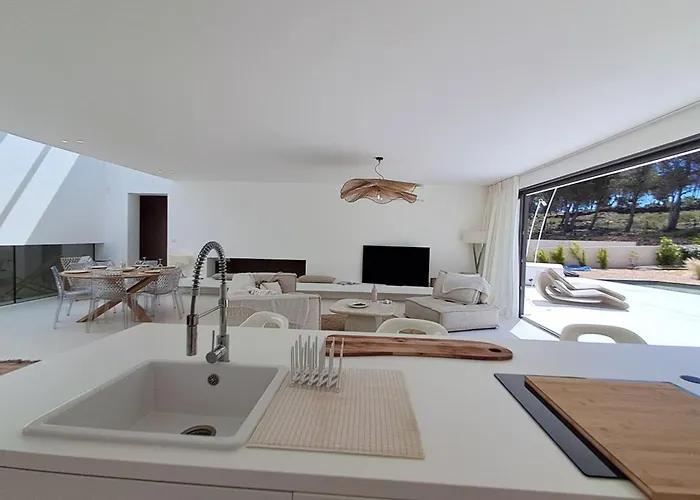 Casa Bianca - D'architecte Avec Piscine Дом отдыха *