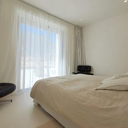 Casa Bianca - D'architecte Avec Piscine ルカート