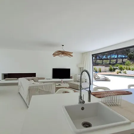Casa Bianca - D'architecte Avec Piscine * ルカート