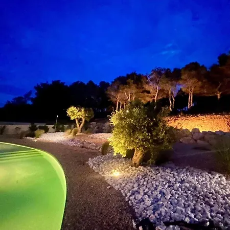 Casa Bianca - D'architecte Avec Piscine ルカート